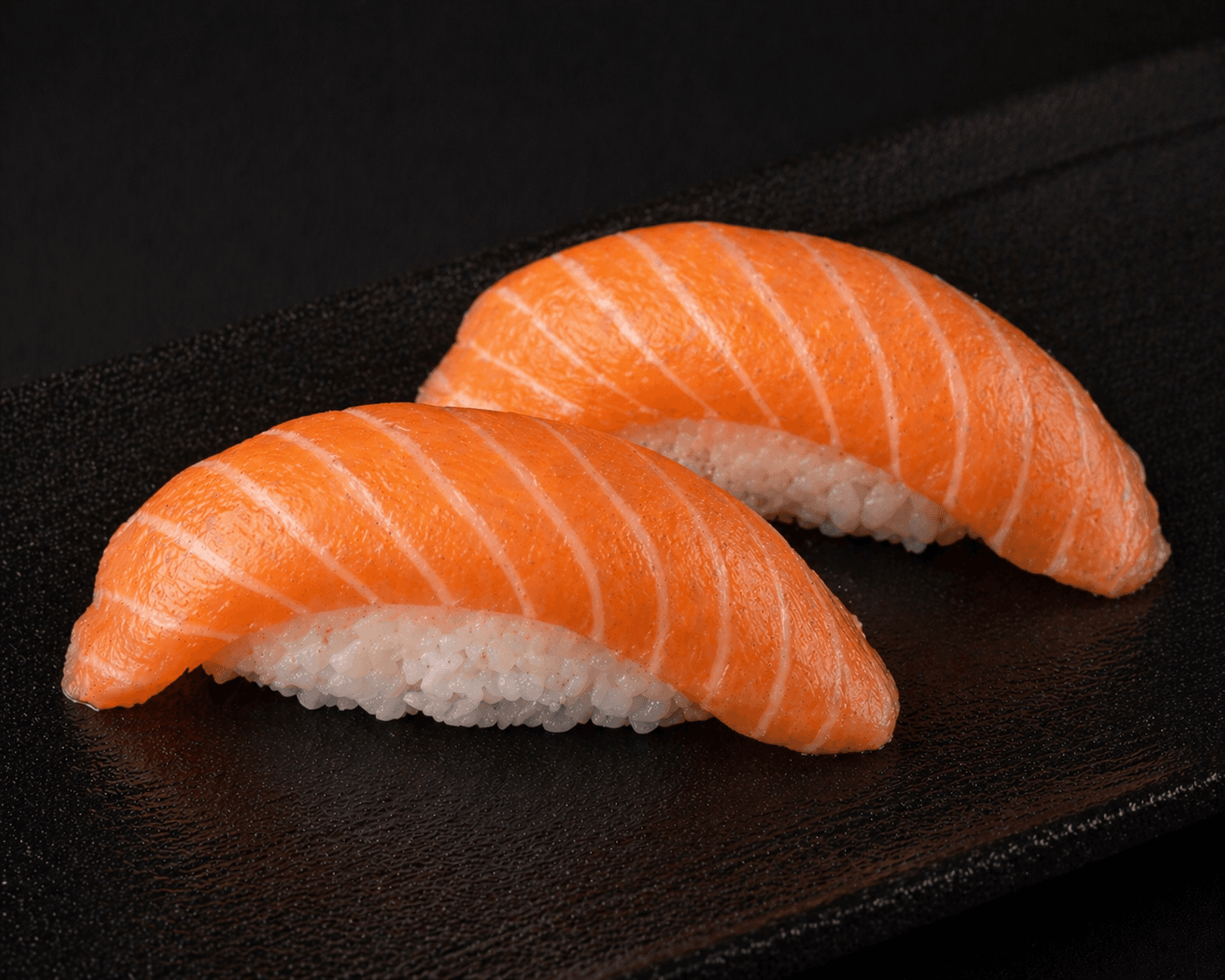 Nigiri de salmón